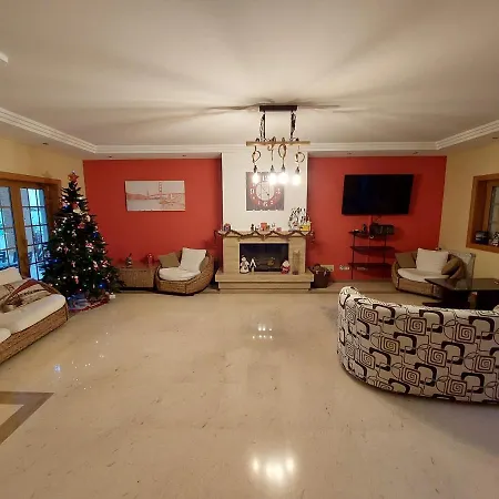 Dos Teixos Homestay Cascais