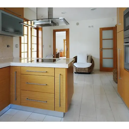 Dos Teixos Homestay *