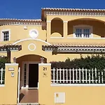 Dos Teixos