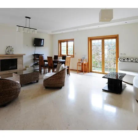 Проживание в семье Dos Teixos